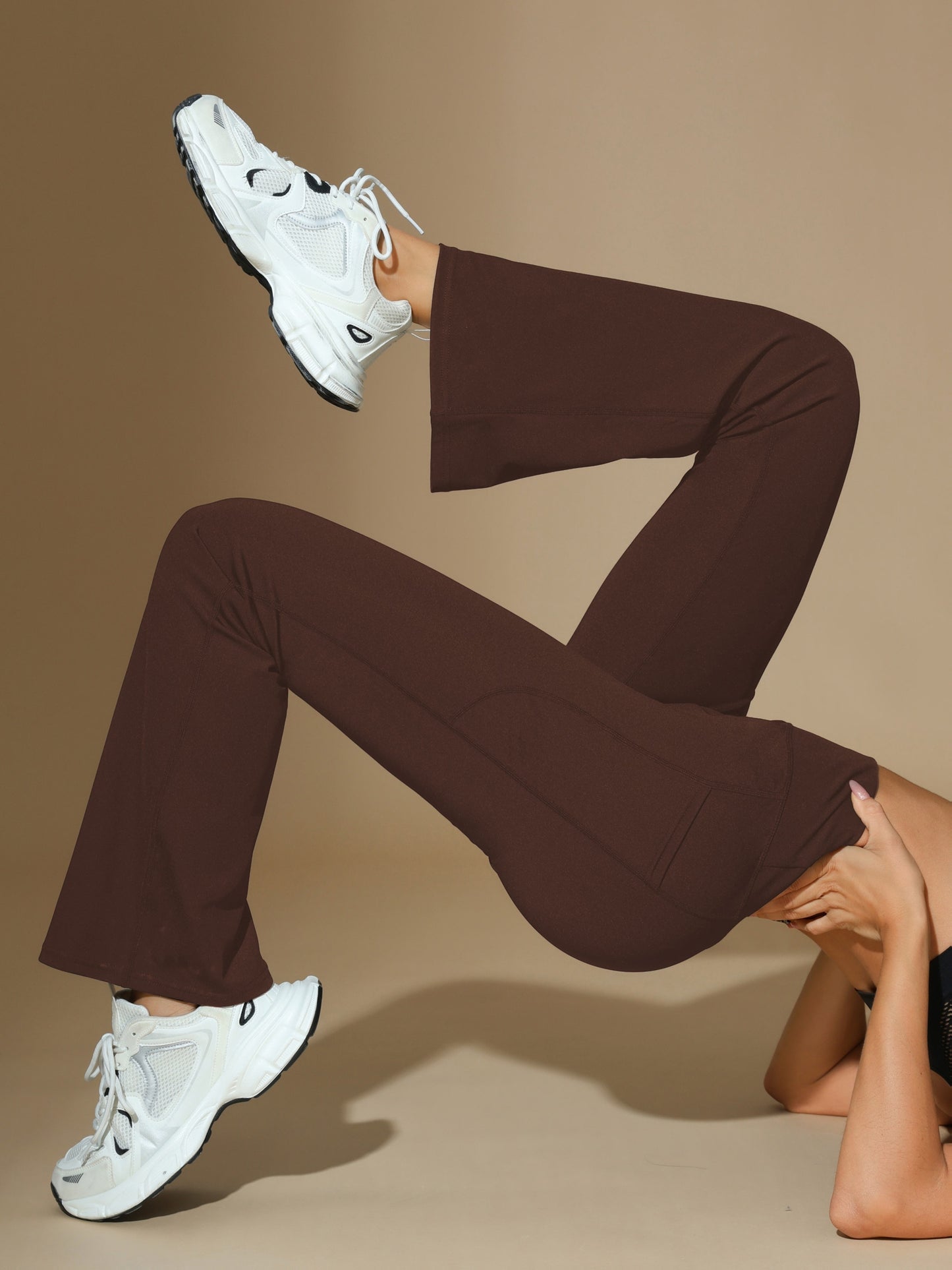 Klara; Spodnie sportowe flare