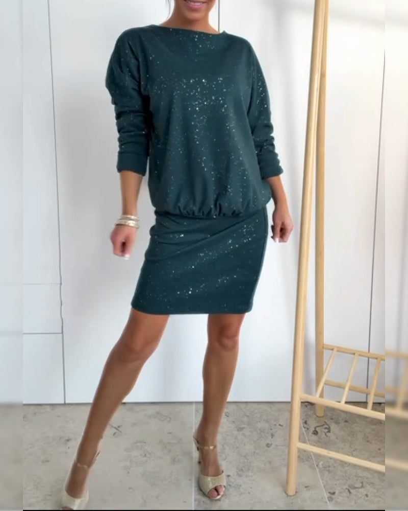 Sukienka z okrągłym dekoltem i delikatnym brokatem